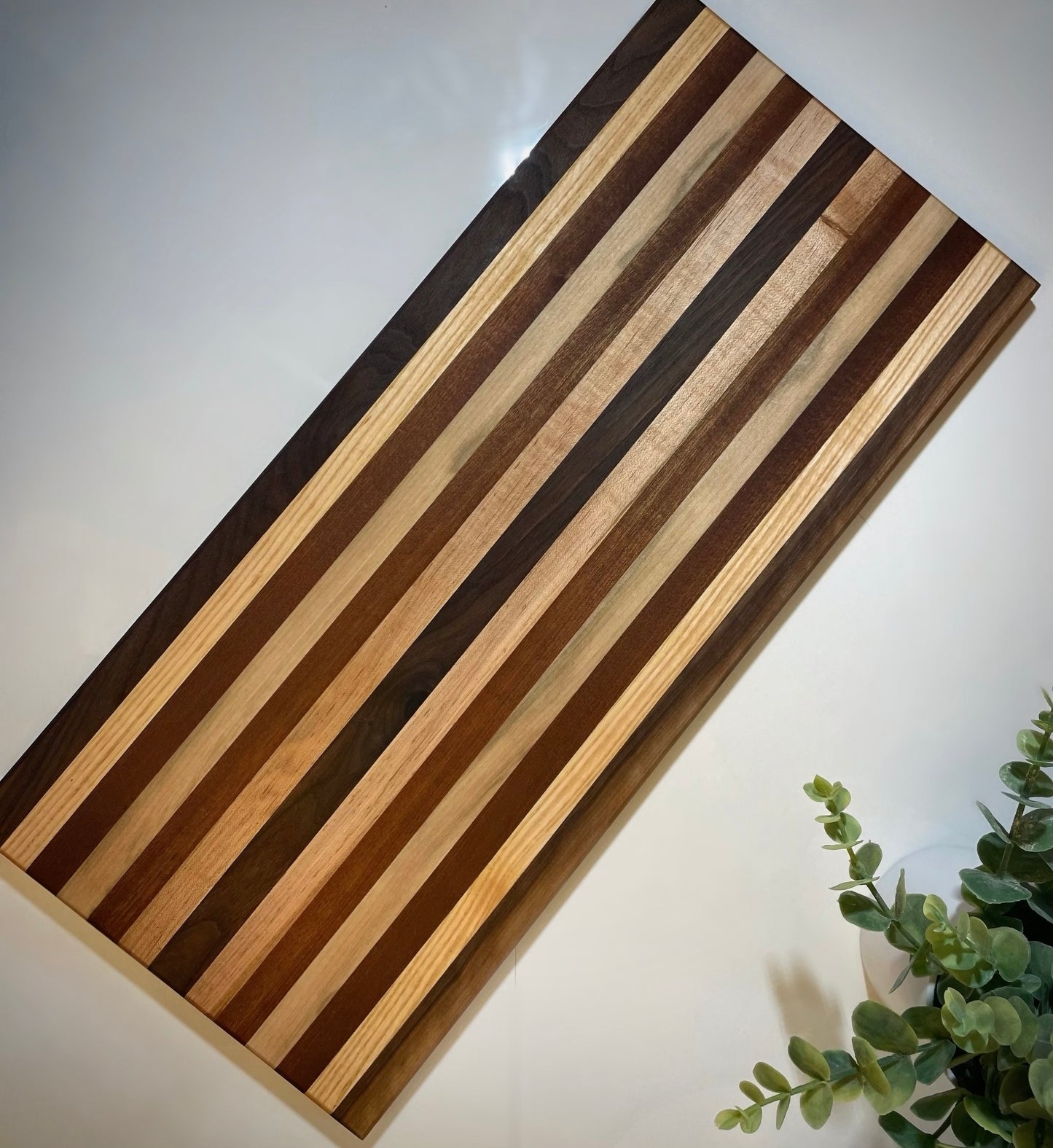 Cutting Board, 21" x 9.5" With Feet